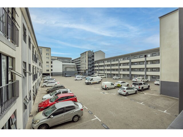 <!--[if BLOCK]><![endif]--> C110 The Square on Tenth Ninth Avenue, Maitland, Cape Town <!--[if ENDBLOCK]><![endif]-->